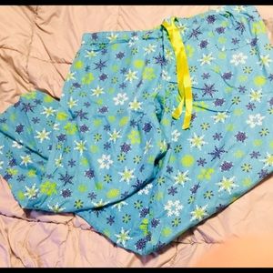 Snowflake flannel PJ bottoms